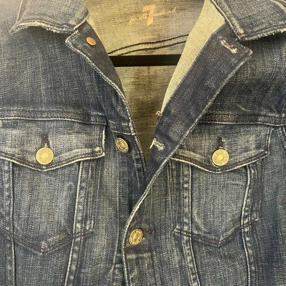 7 For All Mankind Dark Blue Jean Jacket Women size small like new - Picture 2 of 6